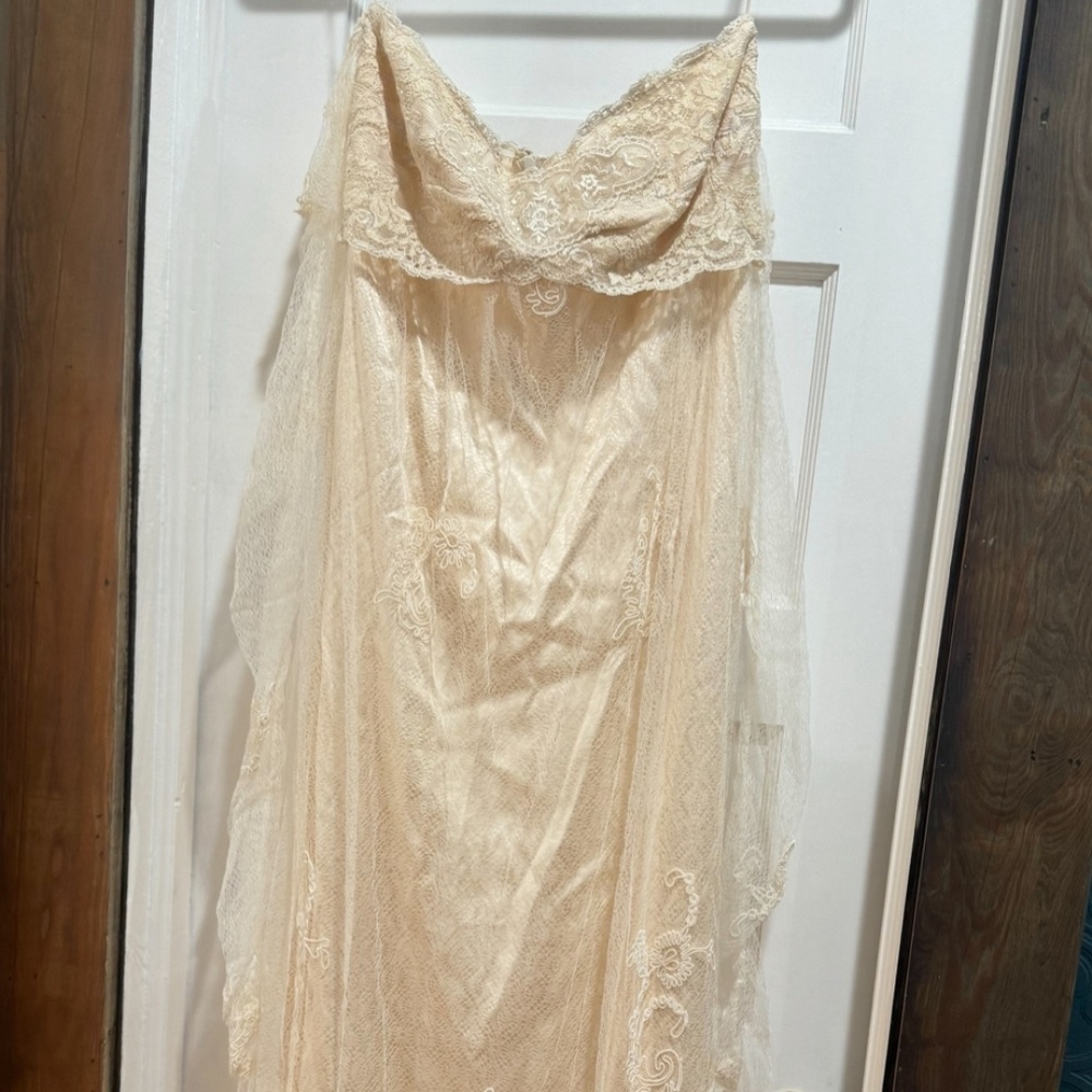 Claire Pettibone Wedding dress